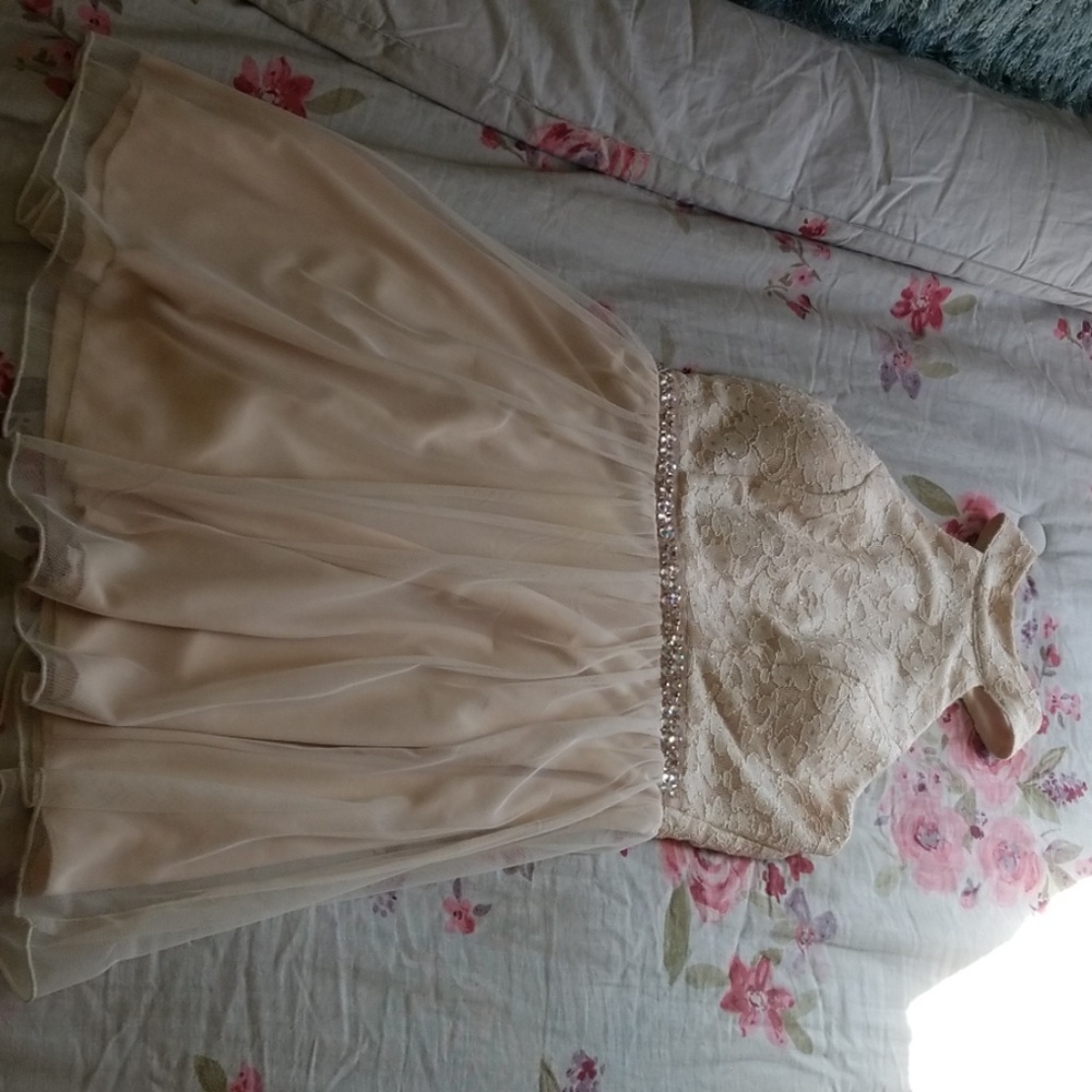 Elegant dress